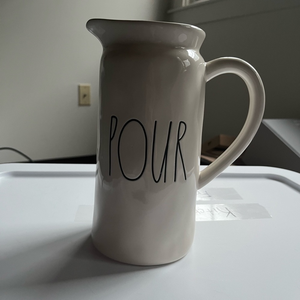 Rae Dunn “Pour”
